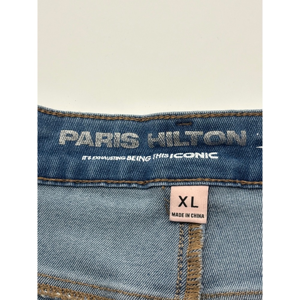 Paris Hilton Heart Back Pockets Denim Mom Shorts NWT Size XL Light Wash Cutoff - Picture 6 of 12